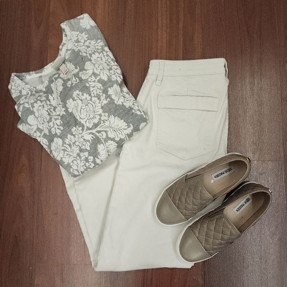 Knox Rose Gray and Cream Floral Sweater Size Large EUC - Picture 8 of 8